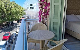 Golden City Center Suites